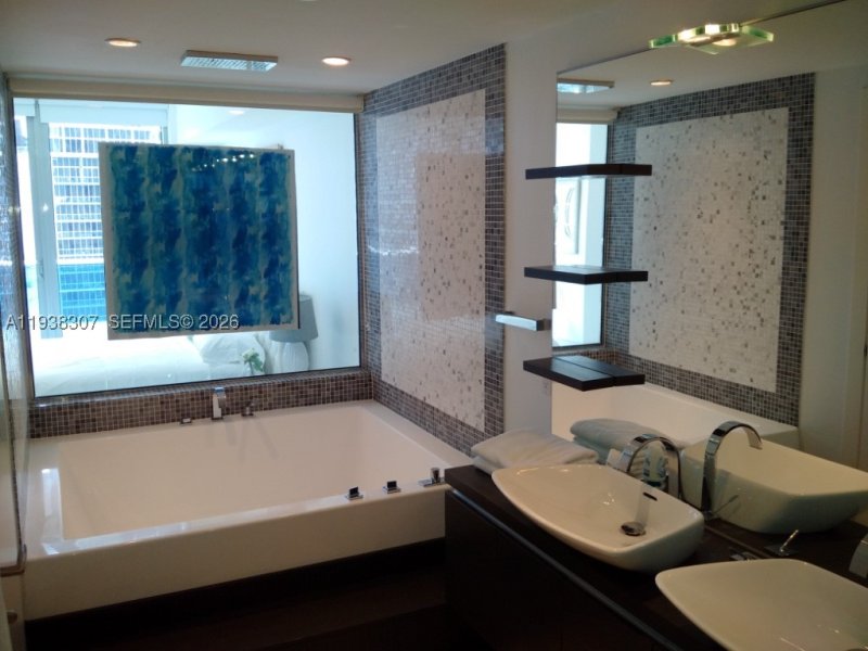Comprar apartamento no Epic Miami 906