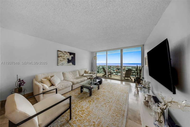 Condo for sale at Floridian 3006