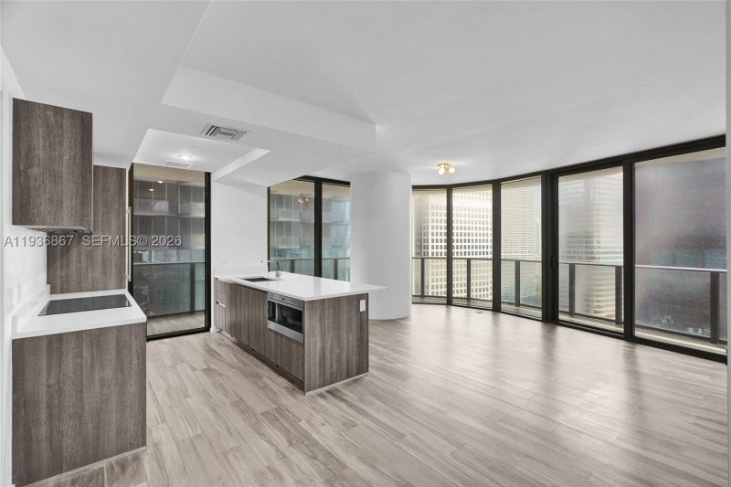 Comprar apartamento en SLS Lux Brickell 2405