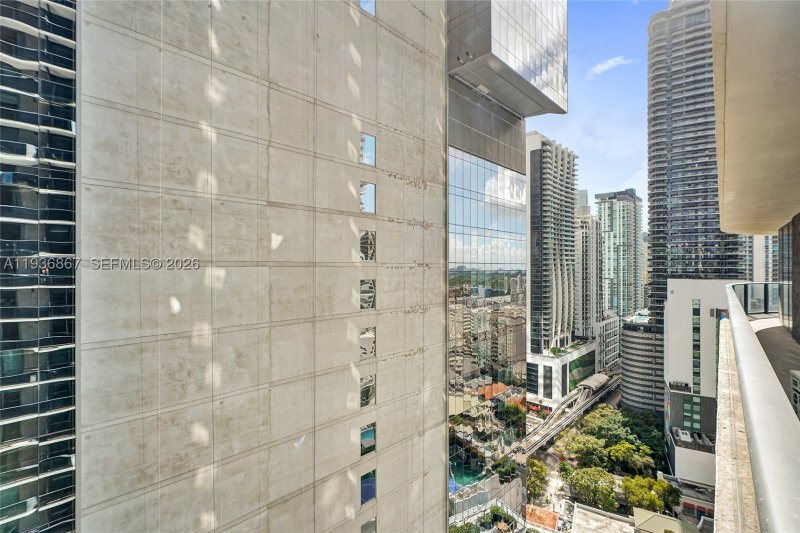 Comprar apartamento en SLS Lux Brickell 2405