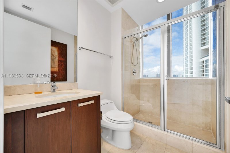 Comprar apartamento no Trump Palace 1609