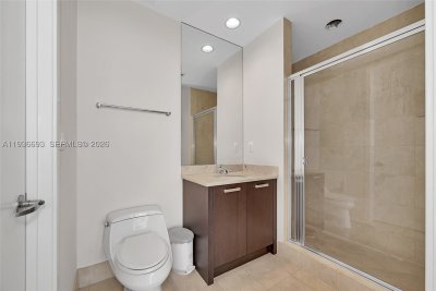 Comprar apartamento no Trump Palace 1609