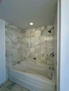 Comprar apartamento no Avenue on Brickell 1060 Tower 2603