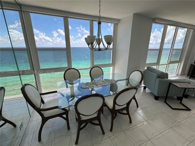 Aluguel de apartamento no Alexander Towers 1514