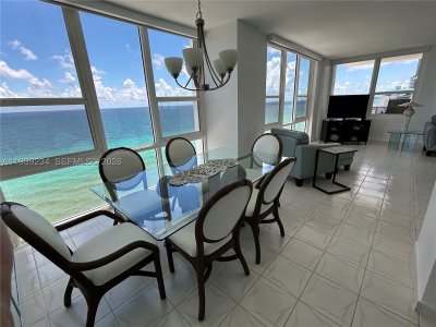 Aluguel de apartamento no Alexander Towers 1514