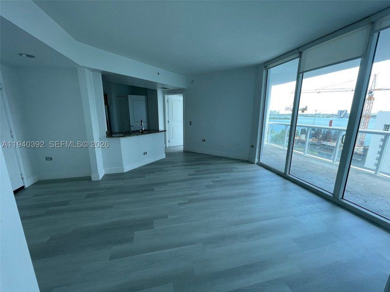 Comprar apartamento no Platinum Condo 1403