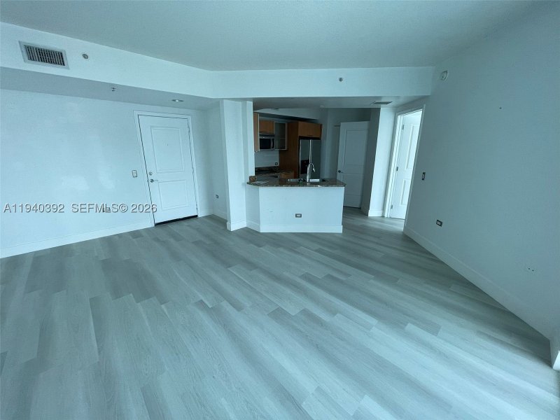 Comprar apartamento no Platinum Condo 1403