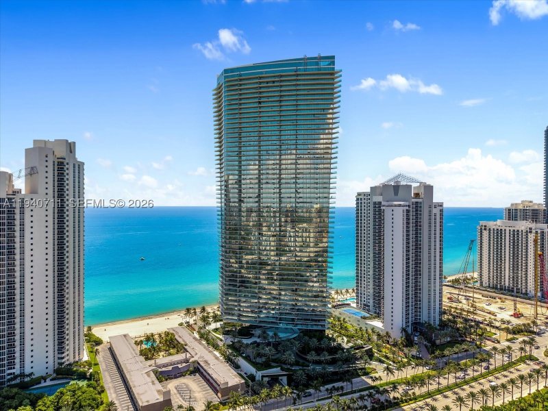 Condo for sale at Residences by Armani / Casa 302