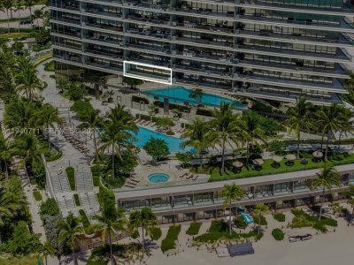 Comprar apartamento no Residences by Armani / Casa 302