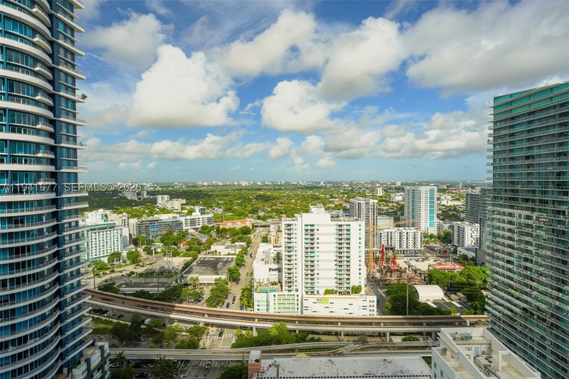 Comprar apartamento no Vue at Brickell 3003