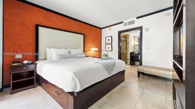 Aluguel de apartamento no De Soleil / Z Hotel 327