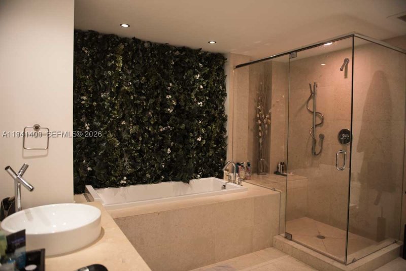Comprar apartamento no Icon Brickell Tower II 3805