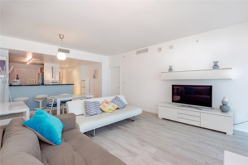 Property photo # 2