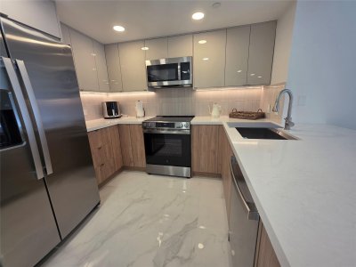Comprar apartamento en Turnberry On The Green 2306