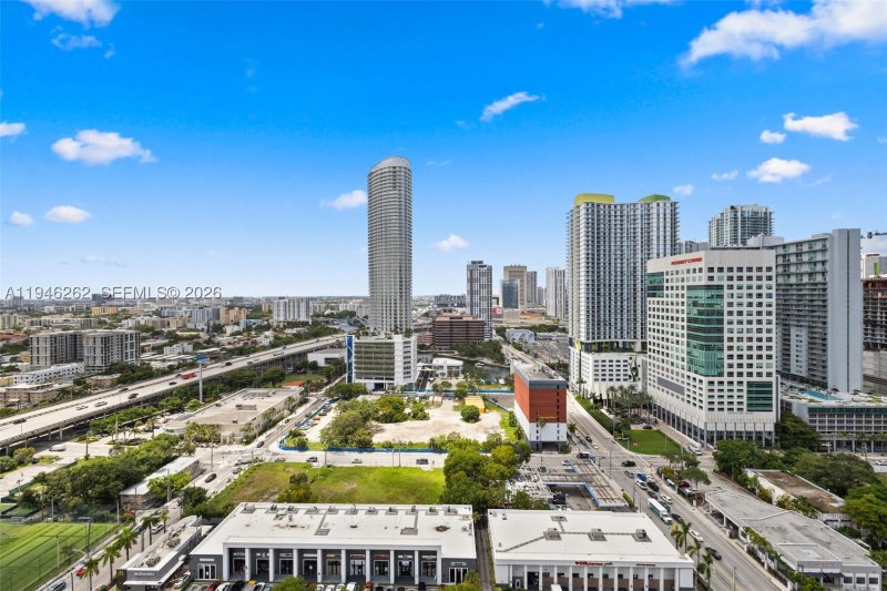 Comprar apartamento no Smart Brickell Residences 2303