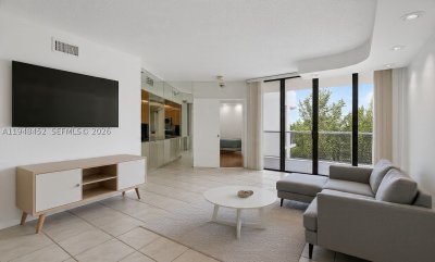 Hamptons West Apt #405