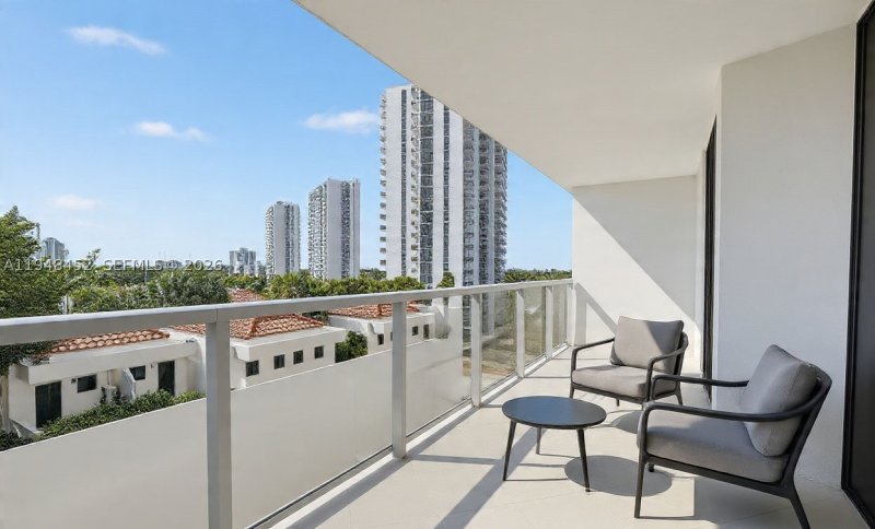 Condo for sale at Hamptons West 405