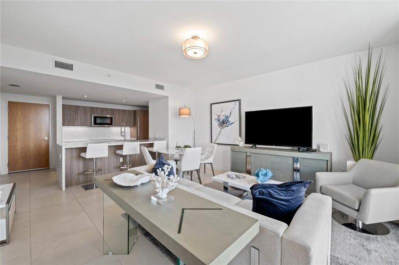 Condo for sale at Tiffany House 614
