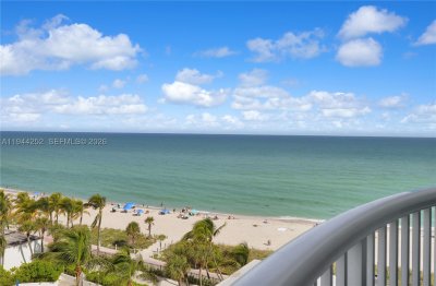 Comprar apartamento en Carriage House Miami Beach 1412