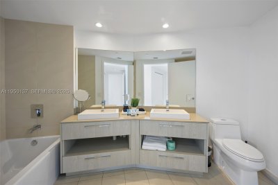 Comprar apartamento no Hyde Beach Resort Hollywood 3002