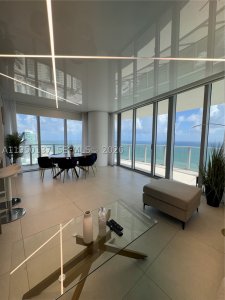 Comprar apartamento no Hyde Beach Resort Hollywood 3002