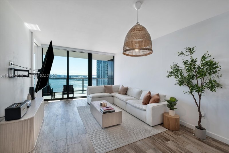 Comprar apartamento en Paraiso Bay Miami 4306
