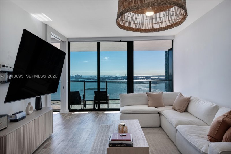Comprar apartamento en Paraiso Bay Miami 4306