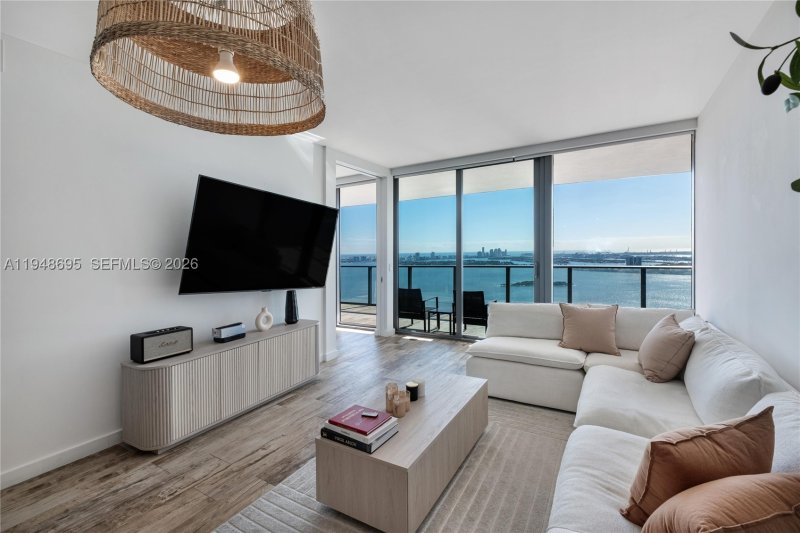 Comprar apartamento en Paraiso Bay Miami 4306