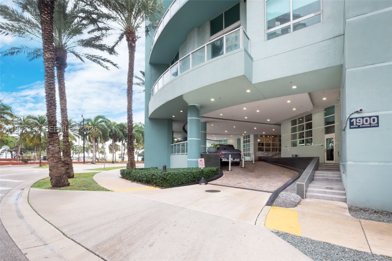 Condo for sale at Quantum