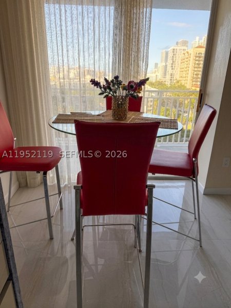 Condo for sale at Winston Towers 911