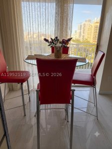 Comprar apartamento no Winston Towers 911