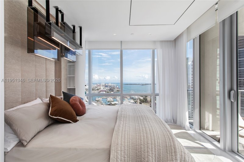 Condo for sale at Paramount Miami WorldCenter 3411