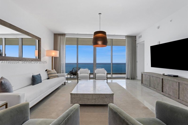 Alquiler de apartamento en Residences by Armani / Casa 2101