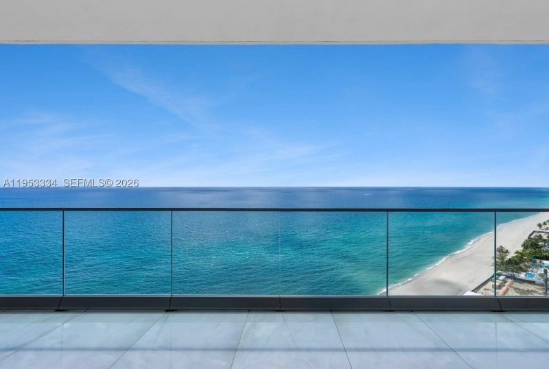 Alquiler de apartamento en Residences by Armani / Casa 2101