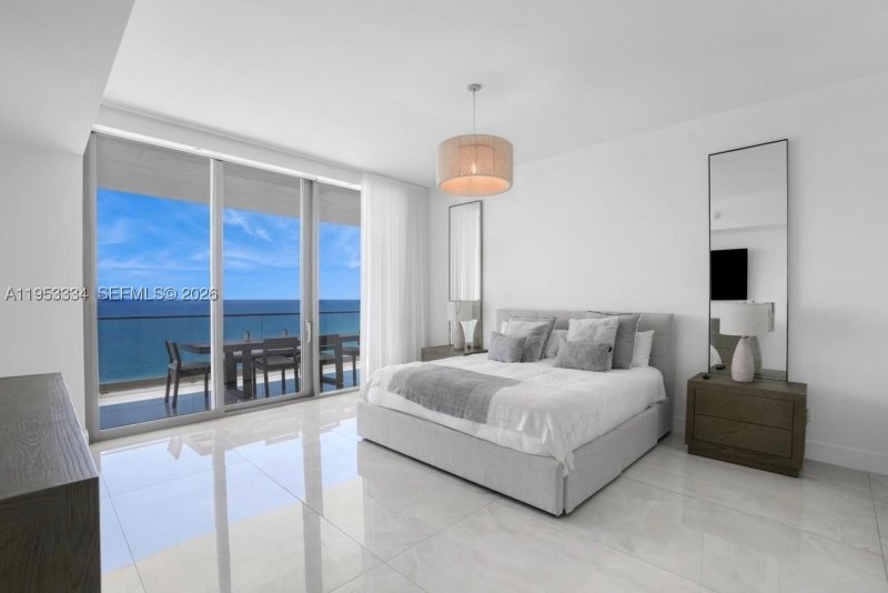 Alquiler de apartamento en Residences by Armani / Casa 2101