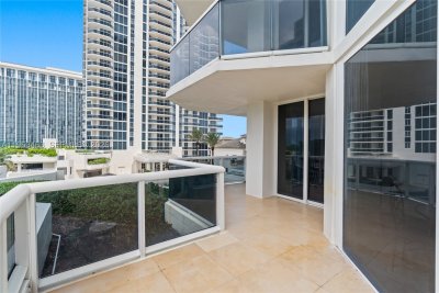 Comprar apartamento no Green Diamond Condo 507