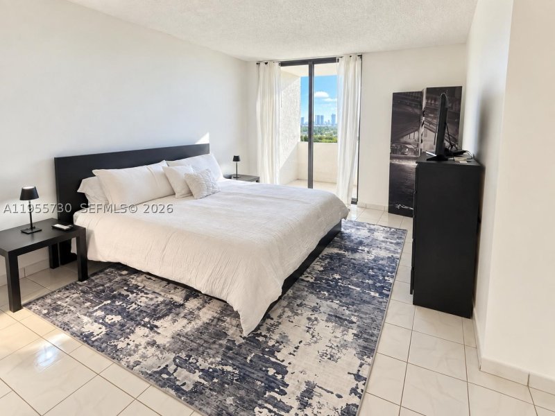 Condo for sale at Club Atlantis 1804
