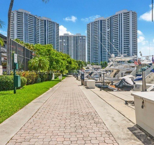 Comprar apartamento en North Tower at The Point 507