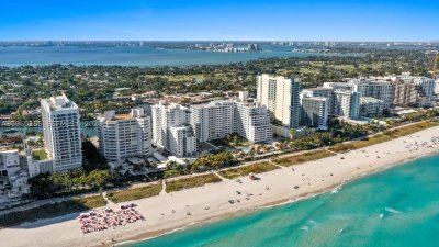 Comprar apartamento no Carriage Club North 504