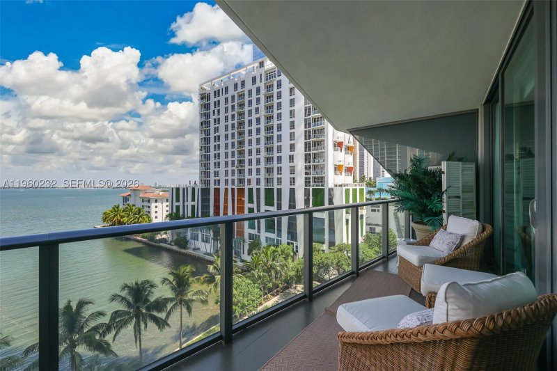 Condo for sale at Icon Bay 704