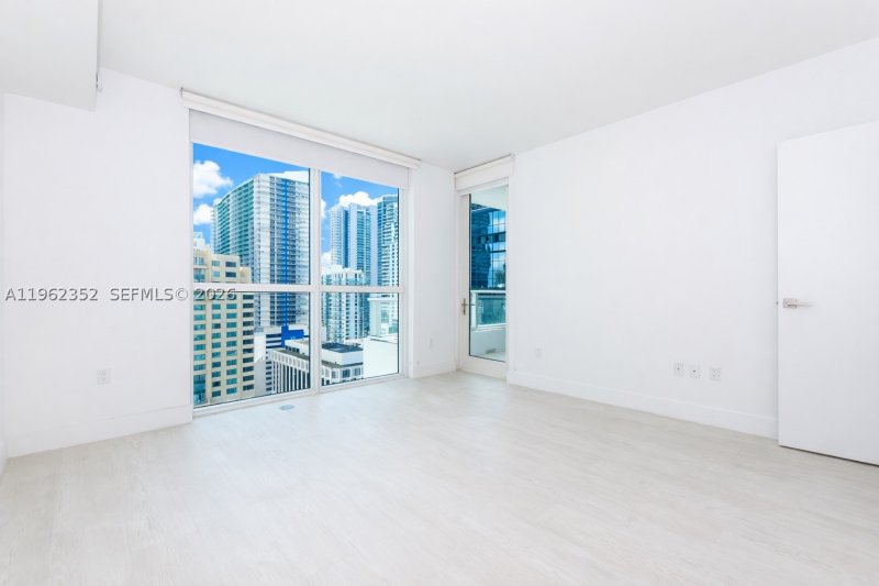 Condo for sale at The Bond 1706