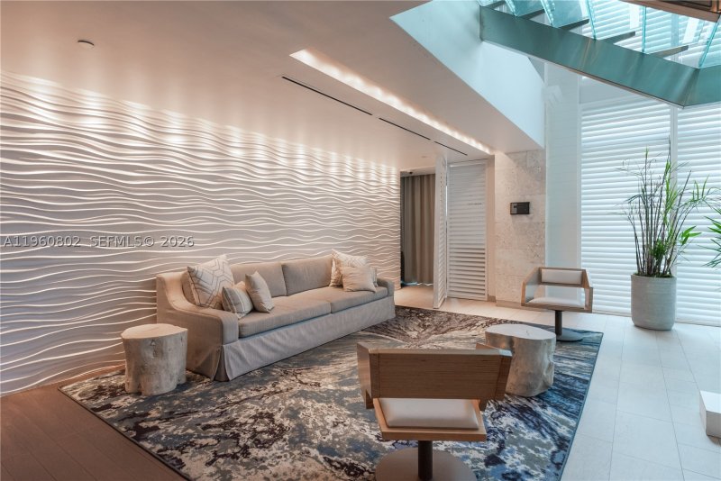Condo for sale at Sole 803