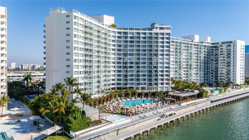 Condo for sale at 1100 West Condo (Mondrian located) 408
