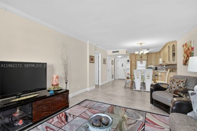 Comprar apartamento en Plaza Towers South 905