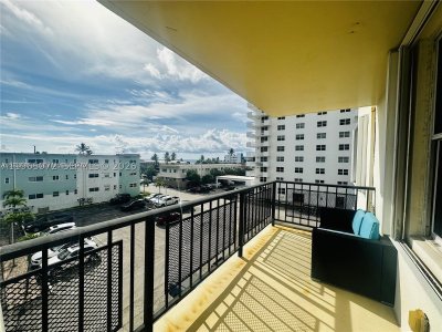 Aluguel de apartamento no Oxford Towers 406