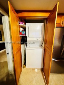 Aluguel de apartamento no Oxford Towers 406