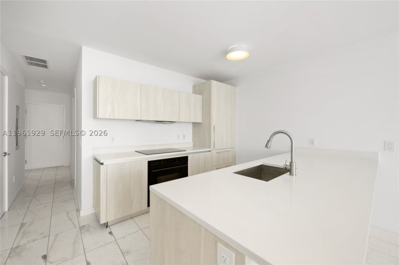 Condo for sale at Gran Paraiso 1504
