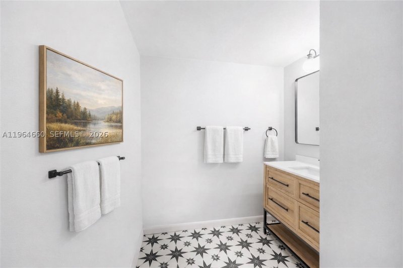 Condo for sale at Olympus Towers 1214