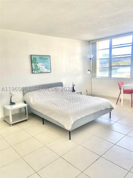 Condo for sale at Imperial Towers 219