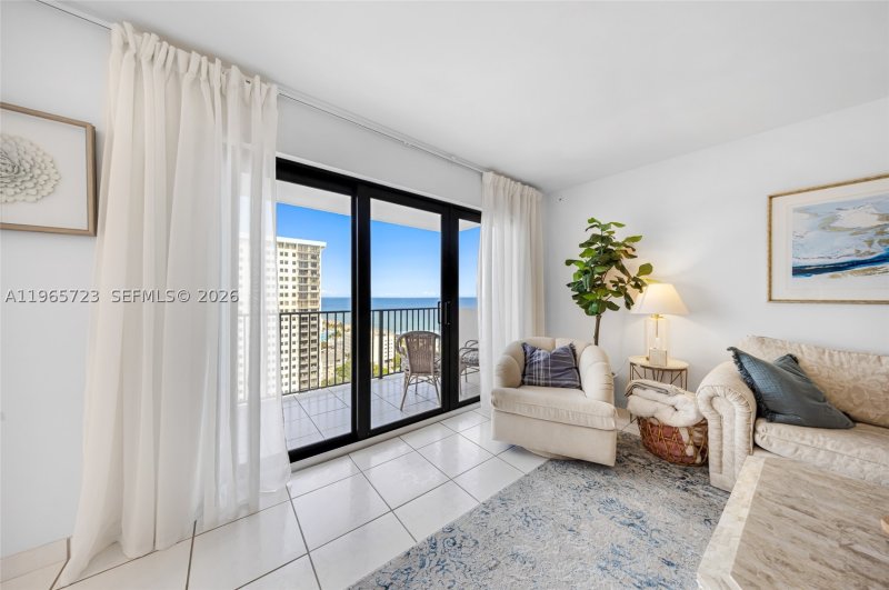 Apartment for rent at The Summit 1903S